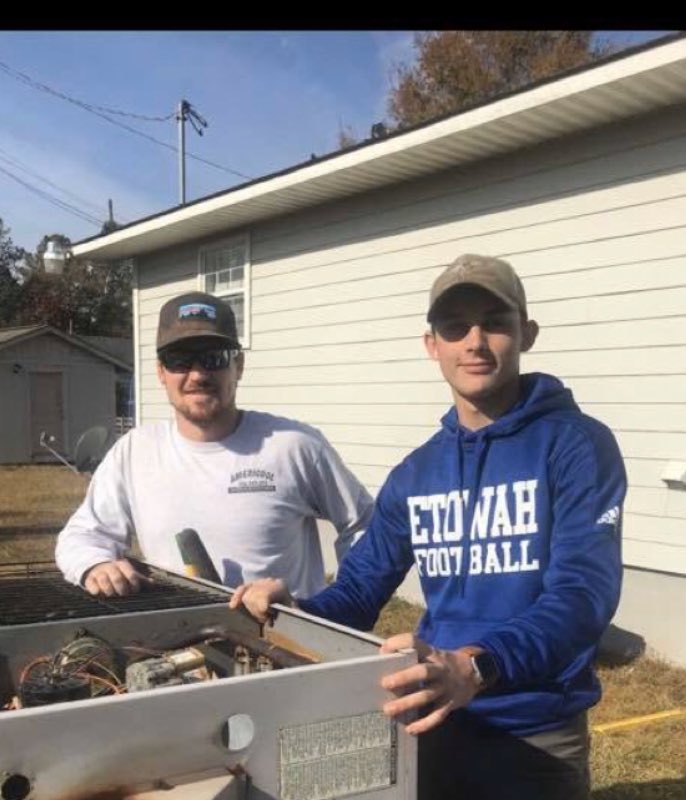 Americool Heating & Air Conditioning crew photo